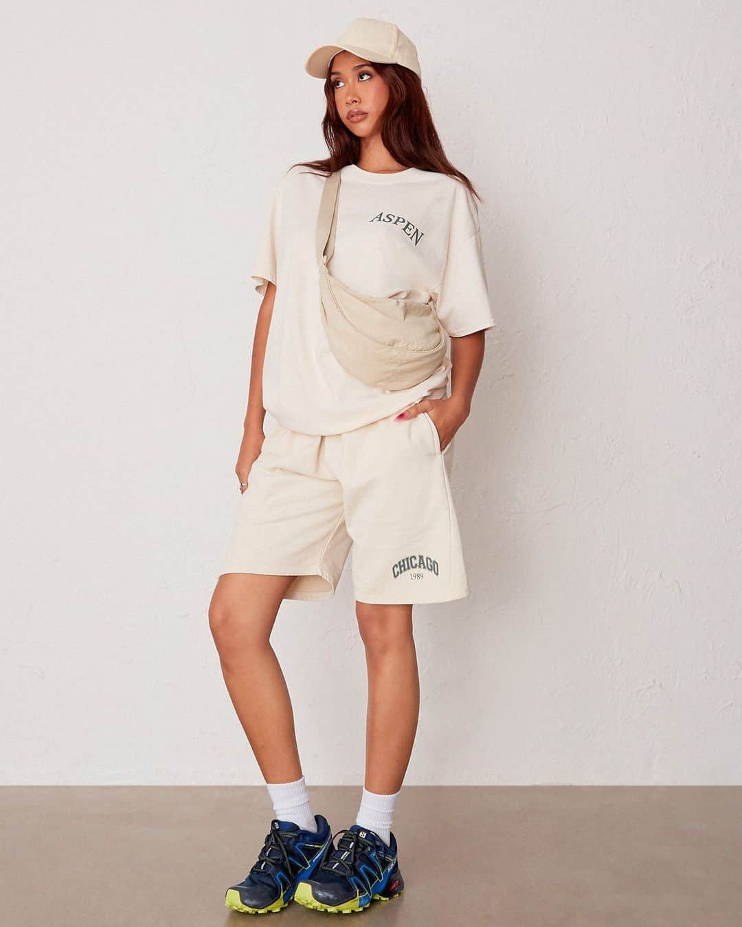 のインスタグラム：「Off-duty dressing 🧢 Tap the link in bio to shop now #missguided」