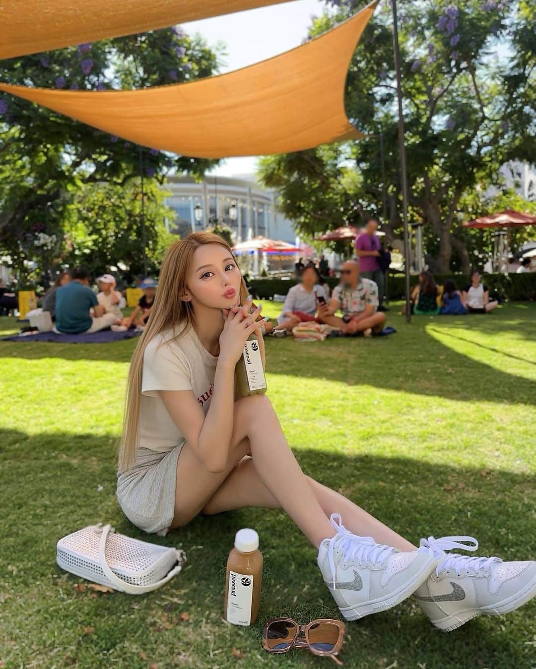 ほずにゃむのインスタグラム：「#thegrove  雰囲気すき🤍🫧‪🌿♡⸝⸝‪ お買い物した🛍🛒𓈒𓂂𓏸 . . .」