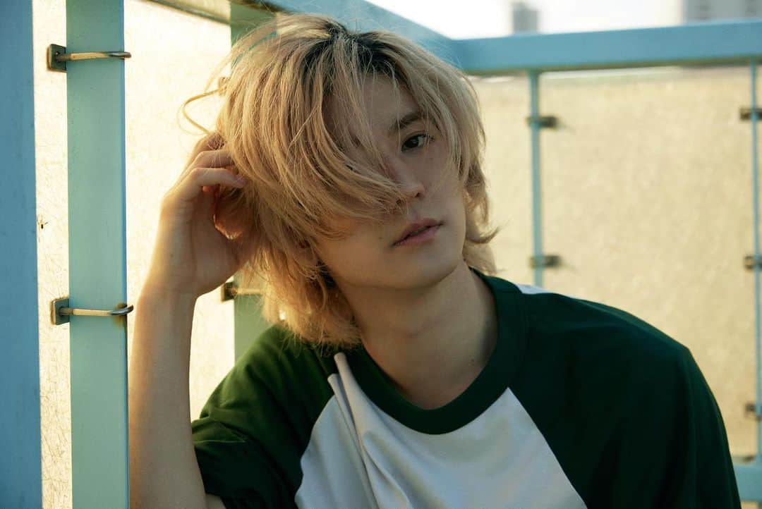 中島裕翔さんのインスタグラム写真 - (中島裕翔Instagram)「Episode 3 - Luminance   🌳☀️  Komorebi (sunlight filtering through trees) is one of my fav lighting. I love its atmosphere.  #yutogenic #komorebi」9月6日 20時15分 - iam_yuto_nakajima