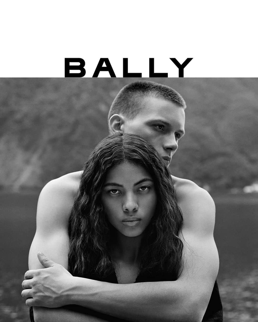 バリーさんのインスタグラム写真 - (バリーInstagram)「Bally presents the Fall/Winter 2023 campaign shot by Alasdair McLellan, the first under its new Design Director Simone Bellotti.   Design Director: Simone Bellotti Art Director: Christopher Simmonds Photographer: Alasdair McLellan Stylist: Charlotte Collet Casting Director: Ben Grimes Hair: Anthony Turner Make-up: Lucia Pica  Models: Nazarit Machin, Will Woodward  @alasdairmclellan, @charlottecolletcollet, @ben_grimes_casting, @anthonyturnerhair, @luciapicaofficial, @nazarit_machin, @wlmw03   #Bally #BallyFW23」9月6日 20時19分 - bally