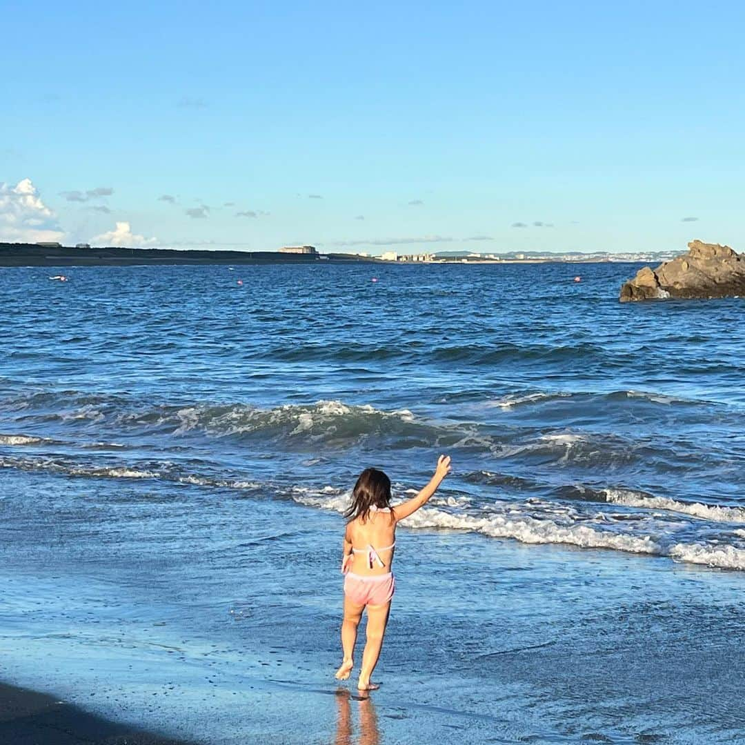 村上シェリーさんのインスタグラム写真 - (村上シェリーInstagram)「☀️   #東京　#tokyo #ビーチ #海 #beach #夏 #サンセット #水着 #海水浴 #sea #夕日 #summer #ocean #sunset #marinelife #oceanview #summerbreeze #jillsander」9月6日 20時19分 - sherry_murakami