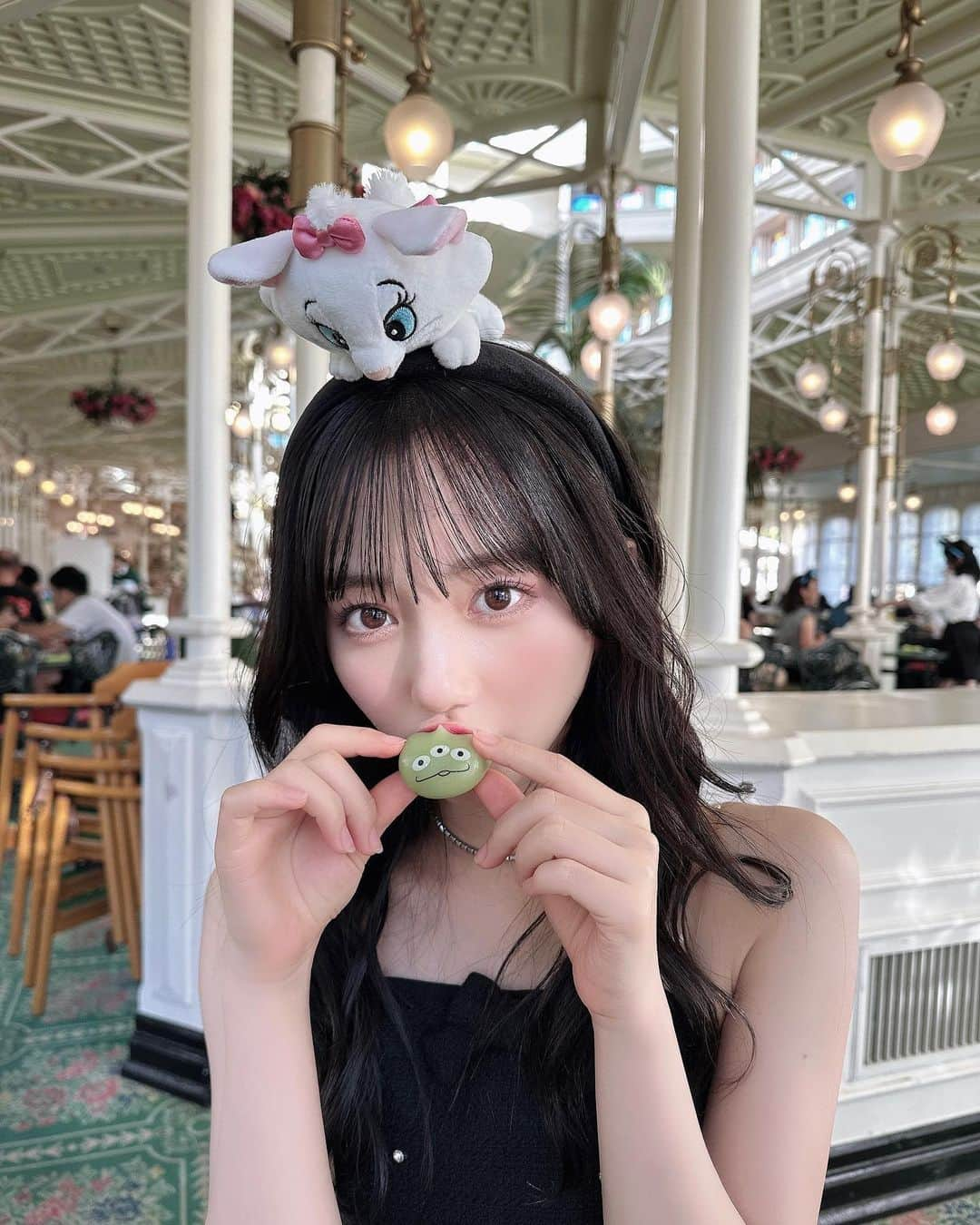 田島櫻子のインスタグラム：「リトルグリーンまんのイチゴ味が1番好き🍓」