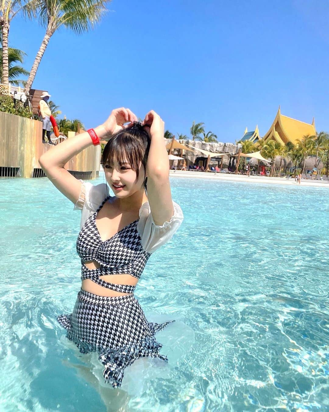 岡本怜奈さんのインスタグラム写真 - (岡本怜奈Instagram)「♡ 日焼けした(☀️ '-' )☀️ 泳ぐの苦手やけどプールは好き〜🏊 ♡ ♡ #タイ #タイ旅行  #🇹🇭 #プーケット #プーケット旅行 #リゾート #アジアリゾート#プーケット観光 #happy #海外女子旅 #เที่ยวเมืองไทย #ภูเก็ต #andamandaphuket #アンダマンダプーケット」9月6日 20時51分 - renatan1222