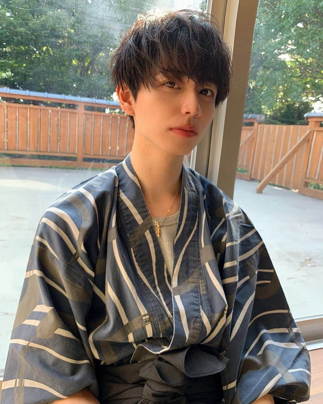 岩本桂弥のインスタグラム：「もー夏終わりましたなー  ⁡ ⁡ ⁡ ⁡ ⁡ ⁡ ⁡ ⁡ ⁡ ⁡ ⁡ ⁡ ⁡ ⁡ ⁡ ⁡ ⁡ ⁡ ⁡ ⁡ ⁡ ⁡ ⁡ ⁡ #メンズヘアセット #メンズヘアセット動画 #ヘアセット動画 #メンズスタイリング #メンズパーマ #美容師 #メンズカラー #マッシュヘア #髪型メンズ #メンズ髪型　#ツイストパーマ　#スパイラルパーマ　#ツイストスパイラルパーマ　#メンズパーマ  #渋谷美容室#渋谷メンズカット #ヘアアレンジ #ヘアスタイル #ヘアスタイル動画  #menshair #mensfashion #ulzzang #ulzzangfashion 	#맞팔　	#좋아요반사　	#방탄소년단」