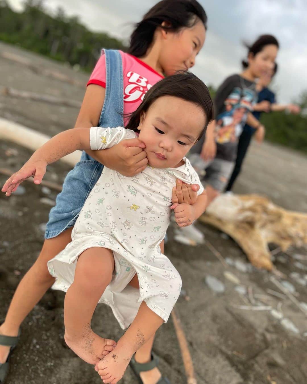 森ケの暴走ブラザーズのインスタグラム：「#パパのバースデーイブ」