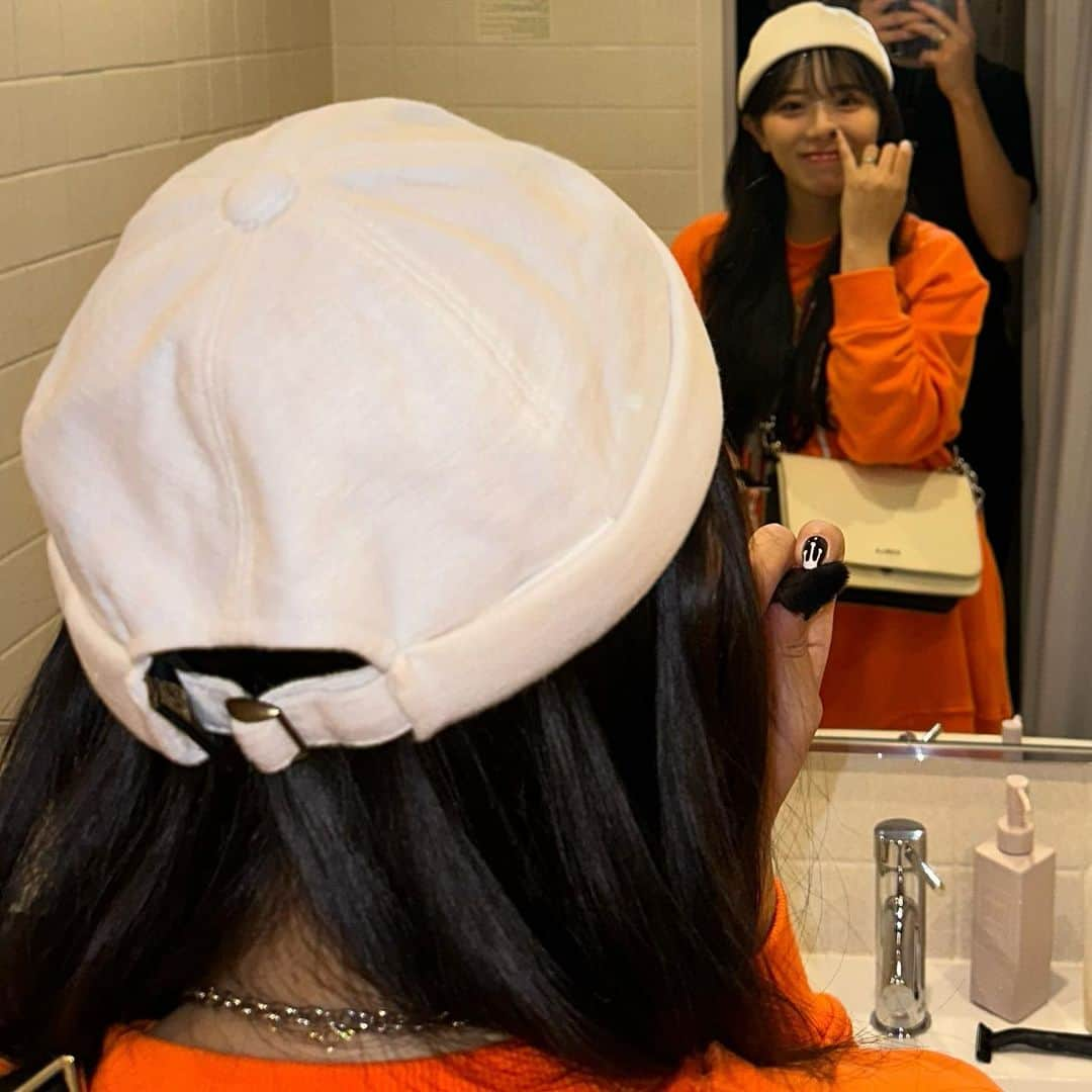 ぬーんさんのインスタグラム写真 - (ぬーんInstagram)「🍊 . . . .  .  #date #osaka #streetfashion #fashion #orange #japan #japanese #girl #셀카 #셀스타그램 #올블랙코디 #올블랙패션 #무채색코디 #공주병 #自拍 #点攒 #网红#code  #lovely #y2k #y2kfashion #love #攝影 #人像攝影」9月6日 21時05分 - yukino_snow1211