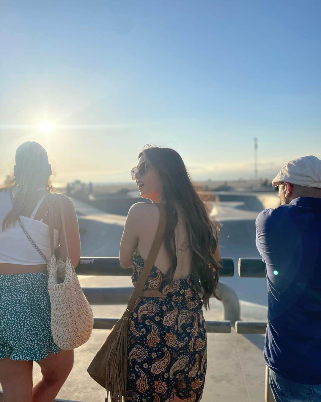 MiyakeKasumi さんのインスタグラム写真 - (MiyakeKasumi Instagram)「Venicebeach❤️  めっちゃ景色良くて癒された🥺✨✨✨   #venicebeach  #venice  #ベニスビーチ  #サンセット #ロサンゼルス  #アメリカ #sunset  #beach  #california  #la  #losangeles  #america」9月6日 21時12分 - 1225kasumi