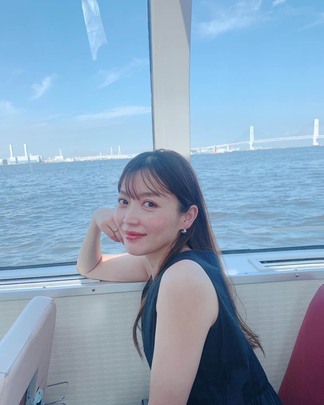 高橋まりなさんのインスタグラム写真 - (高橋まりなInstagram)「. 久しぶりにシーバス⛴️🌊 いいお天気で気持ちよかった☀️ 赤レンガ倉庫→横浜駅へ。 . . . #seabus#シーバス#横浜#赤レンガ倉庫#シーバス日和#時差投稿」9月6日 21時15分 - marina._.takahashi