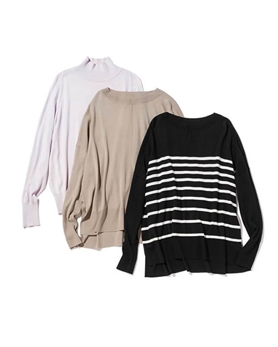 Theory luxe official account.のインスタグラム：「［OUR WISH LIST］ 夏から初秋へ。 季節の変わり目に揃えておきたい9月のウィッシュリスト  -Up-to-date Knitwear-  上質なエクストラファインウールを使用 日常を支える"洗える"ニット  イタリアのウール紡績会社「ZEGNA BARUFFA」社のエクストラファインウールで仕立てたハイゲージニット。高い加工技術により手洗い可能な素材へとアップデートされ、シワになりにくく、程よくツヤのある表情がワンランク上のデイウェアへと導いてくれます。  ハイネック、ボートネック、ボーダー柄のどれを取っても、カジュアルからキレイめまで幅広いスタイリングにフィットします。  #theoryluxe #セオリーリュクス #ニット #カラーニット #ボーダーニット #きれいめコーデ #きれいめファッション」