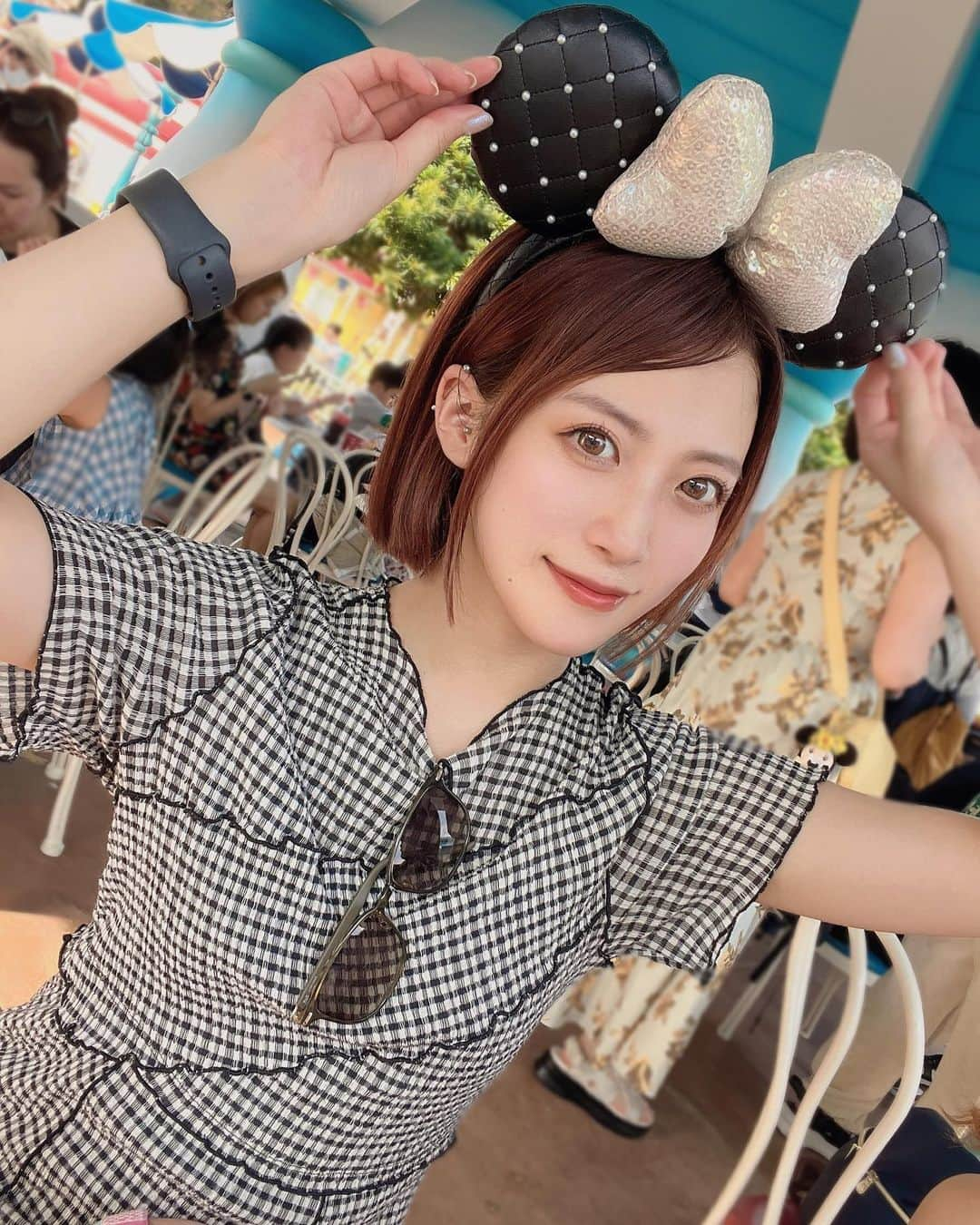 北出彩のインスタグラム：「38℃ディズニーは猛者🫠☀️ もっと長く居たかったネ . . #tokyodisneyland #tokyo #trip #me #instagood」