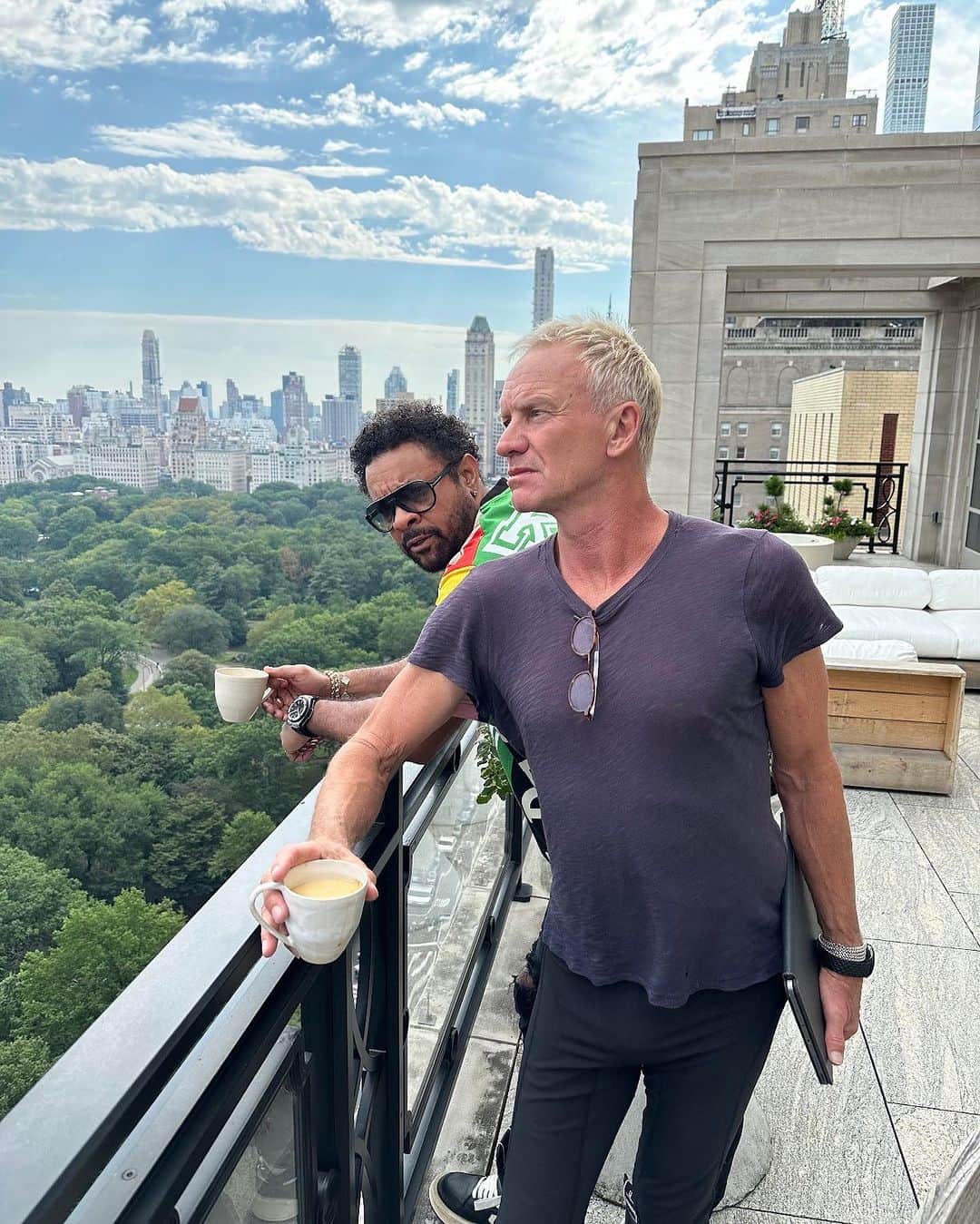 のインスタグラム：「Getting ready for @onefinedayphilly 🎶 our music festival this Saturday, Sept 9th in Philadelphia. Who’s joining us?」