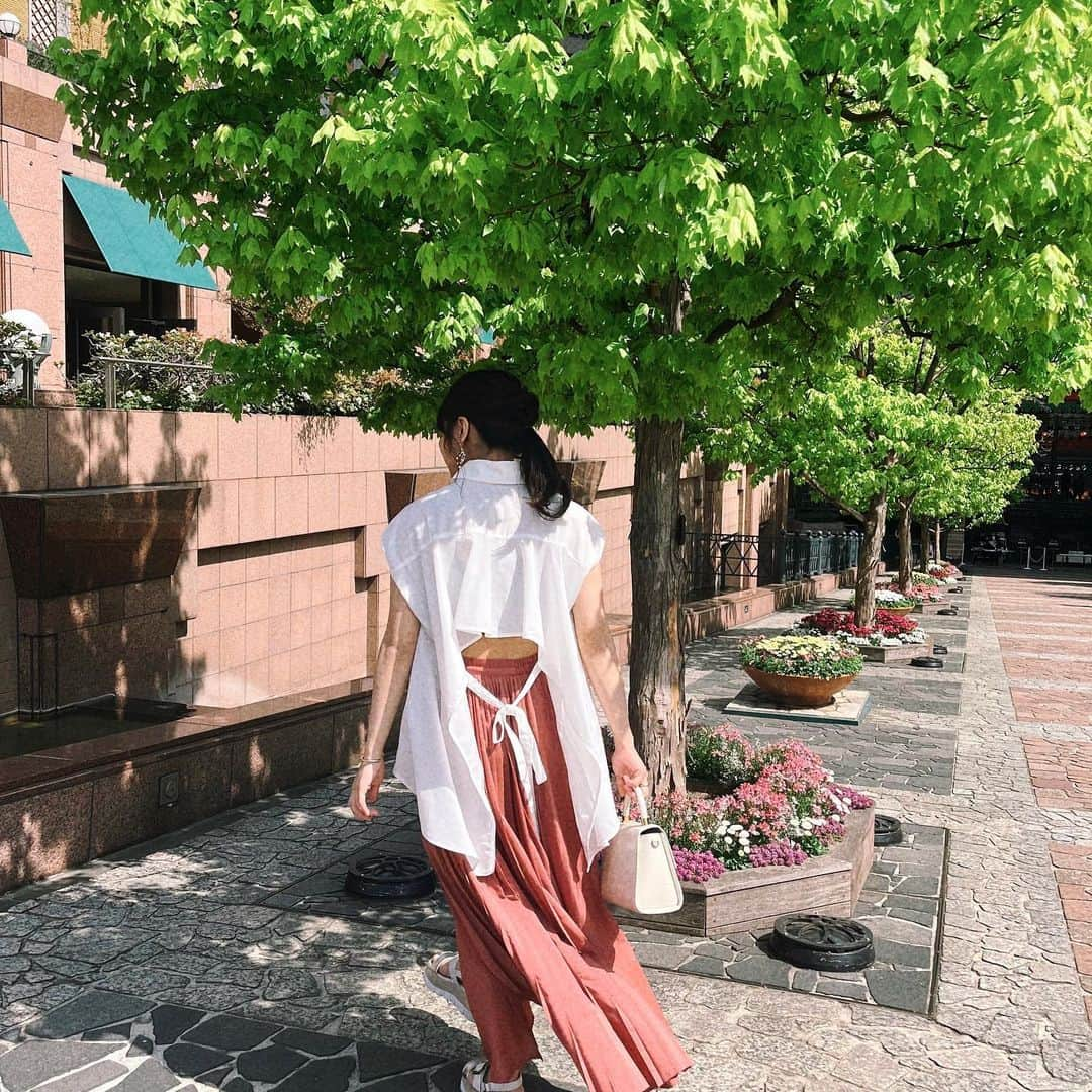 福山あさきさんのインスタグラム写真 - (福山あさきInstagram)「. . 🍃🌻🍉 . . tops @lily_brown_official  skirt @lily_brown_official」9月6日 21時42分 - fukuyama_asaki