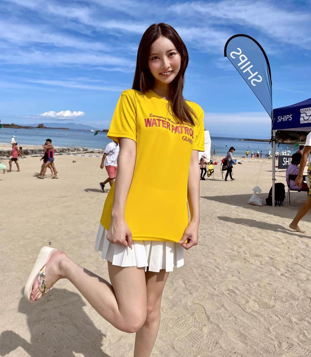 あのんのインスタグラム：「ライフセービング日本代表選手の直前合宿の応援に行きました🌊 9月16日(土)~26日(火)にアメリカ テキサス州で大会が開催されるそうなので、練習の様子をレポートしたり、応援メッセージを書いたり、ダンスを一緒に踊ったりしました(*´`)♡！ ぜひ皆さんも一緒に応援よろしくお願いします✨‼️  #ライフセイビング  #協会  #日本代表  #みんなに会いました  #😊 #海  #守ってくる  #お仕事  #ありがとうございます  #🙏 #あのん  #伊豆  #sea #ビーチ #大会  #外浦海岸  #ff  #応援旗  #頑張ってください #! #全力 #応援 #粉 #粉我#フォロー  #フォローミー」