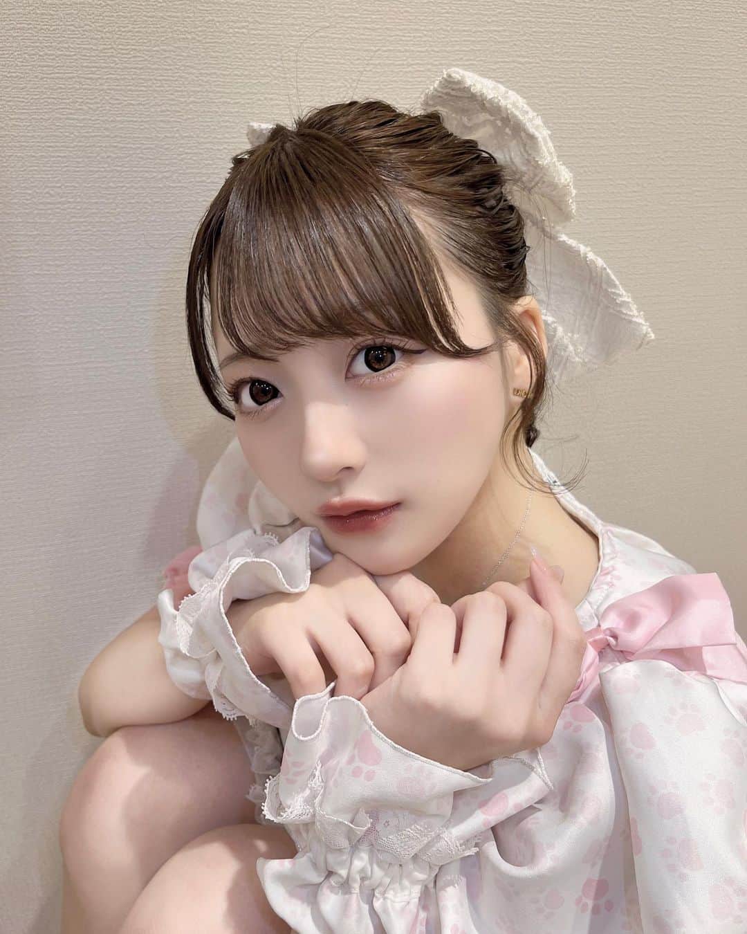 𝐘𝐔𝐑𝐈𝐀のインスタグラム：「こう見えてお姉さんなんだけど？」