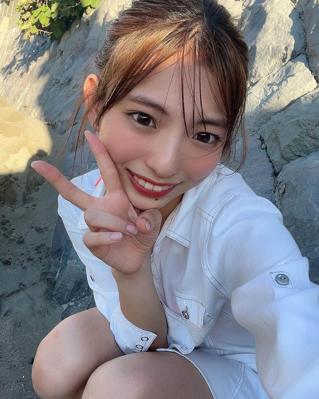 東条澪さんのインスタグラム写真 - (東条澪Instagram)「こんばんは。れんれんです。  海の家が終わってて、寂しかった！！！  1年あっという間だねえええ   #プラチナムプロダクション #レースクイーン #海 #rq #model #japan」9月6日 22時53分 - tojo_ren