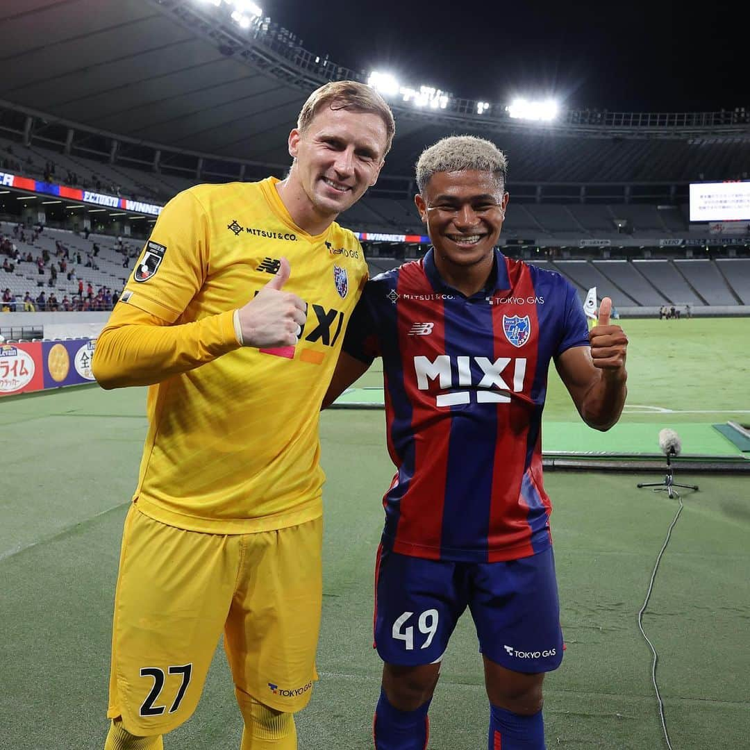 FC東京オフィシャルグッズさんのインスタグラム写真 - (FC東京オフィシャルグッズInstagram)「🔵🔴 𝙁𝙐𝙇𝙇 𝙏𝙄𝙈𝙀 #TokyoFukuoka  2023 JリーグYBCルヴァンカップ プライムステージ準々決勝第1戦 #FC東京 1-0 #アビスパ福岡  ホームで完封勝利!!✊✊✊🔵🔴 勝利のアドバンテージを持ってアウェイでの第2戦へ!!!!!!!!!!!✊✊✊🔵🔴  @fctokyoofficial  #ルヴァンカップ #FC東京 #fctokyo #tokyo」9月6日 22時55分 - fctokyoofficial