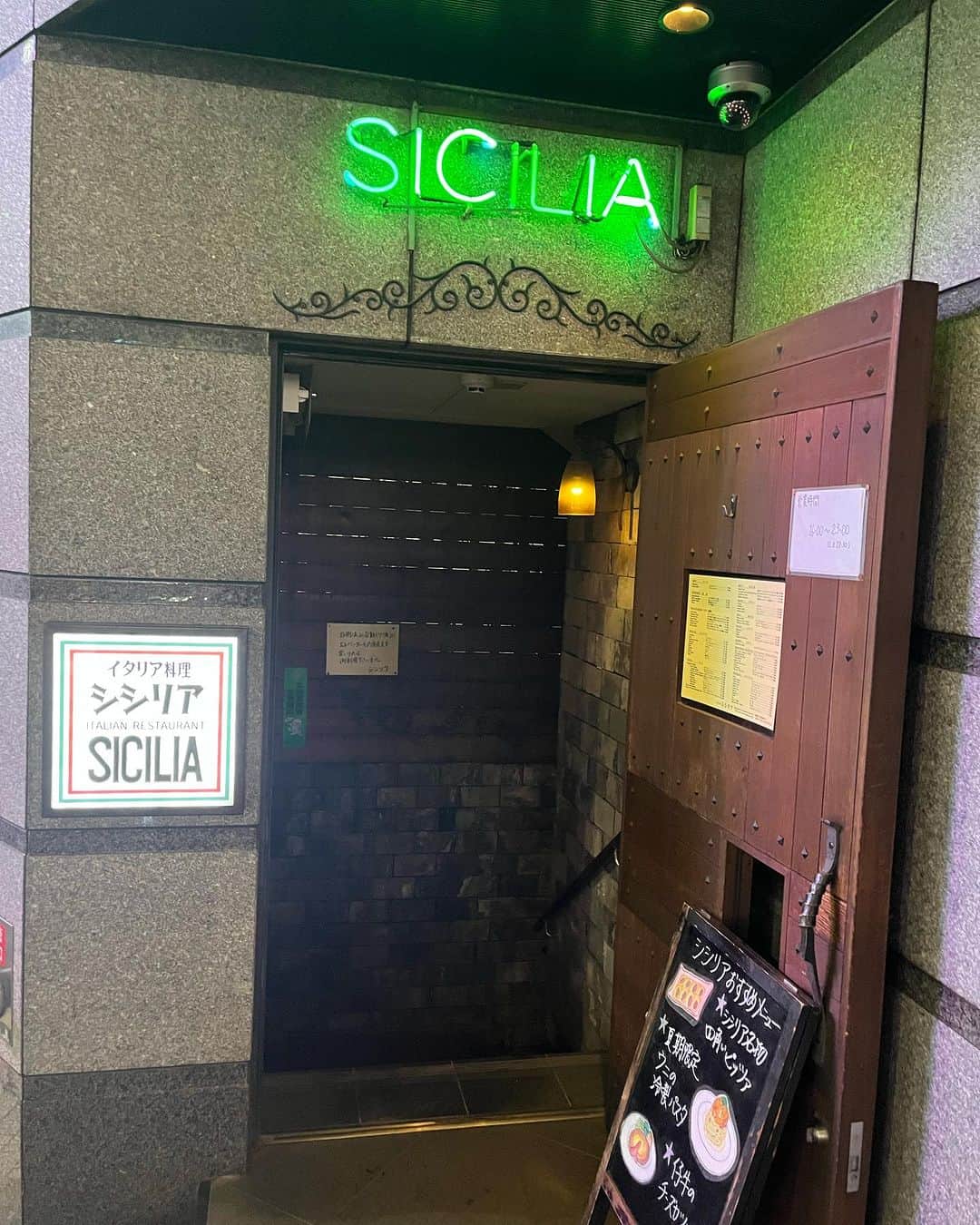立川只四楼のインスタグラム