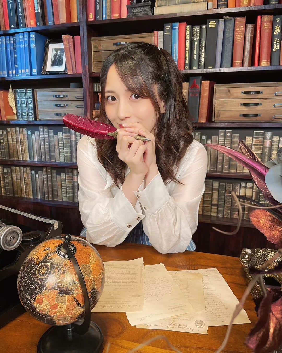 のインスタグラム：「✉️  #オフショット #ハーフツイン #akb48」