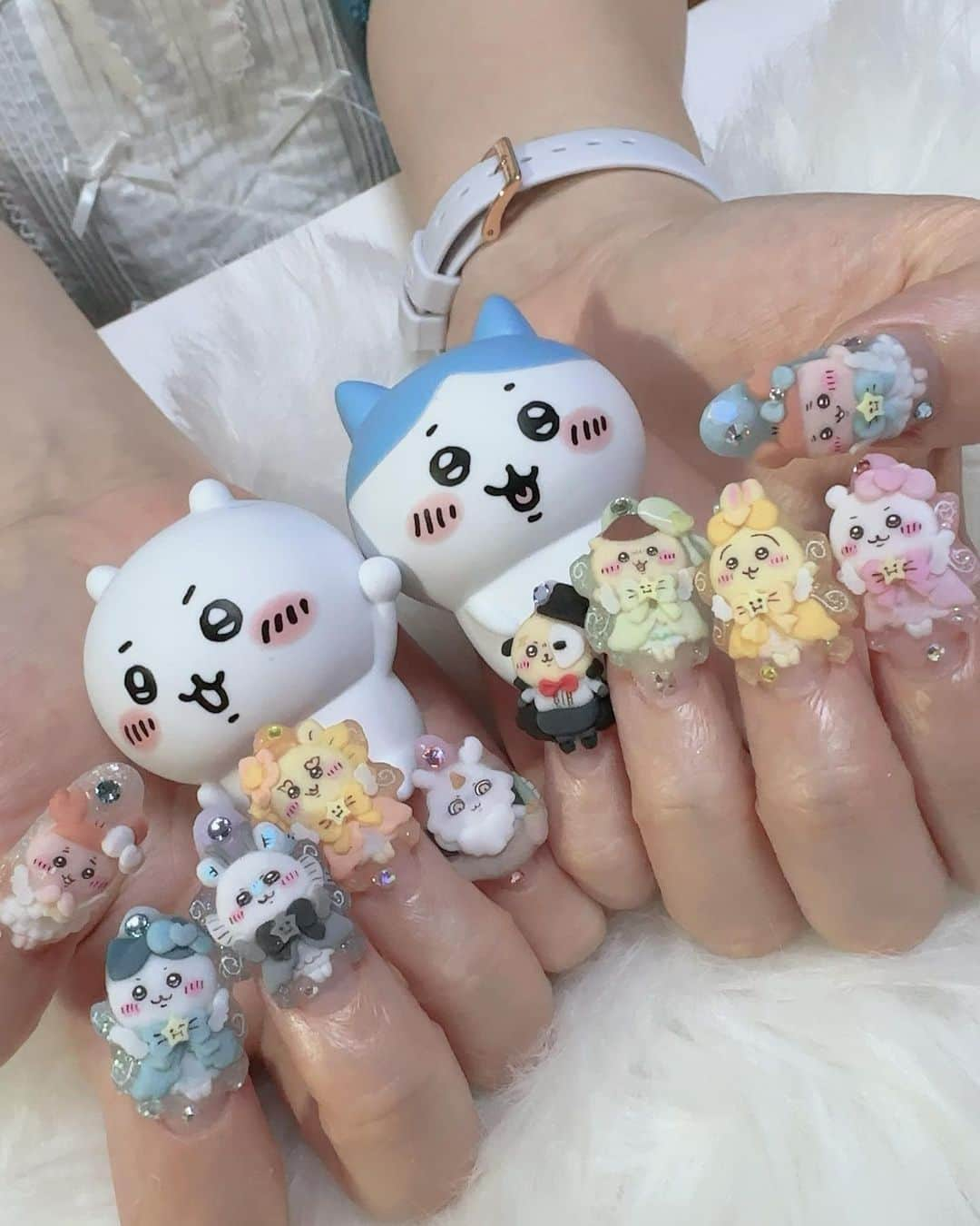 香織さんのインスタグラム写真 - (香織Instagram)「マジカルだよー✨かわいすぎないか？  #nail#ちいかわ#ちい活#美爪#美甲#量産型ネイル#量産型#オタクネイル#推しネイル#キャラネイル#ちいかわネイル#まじかるちいかわ#まじかるちいかわネイル#痛ネイル#大阪ネイルサロン#岸和田ネイルサロン#スカルプ#jiraikei#美爪」9月6日 23時50分 - kaorin47