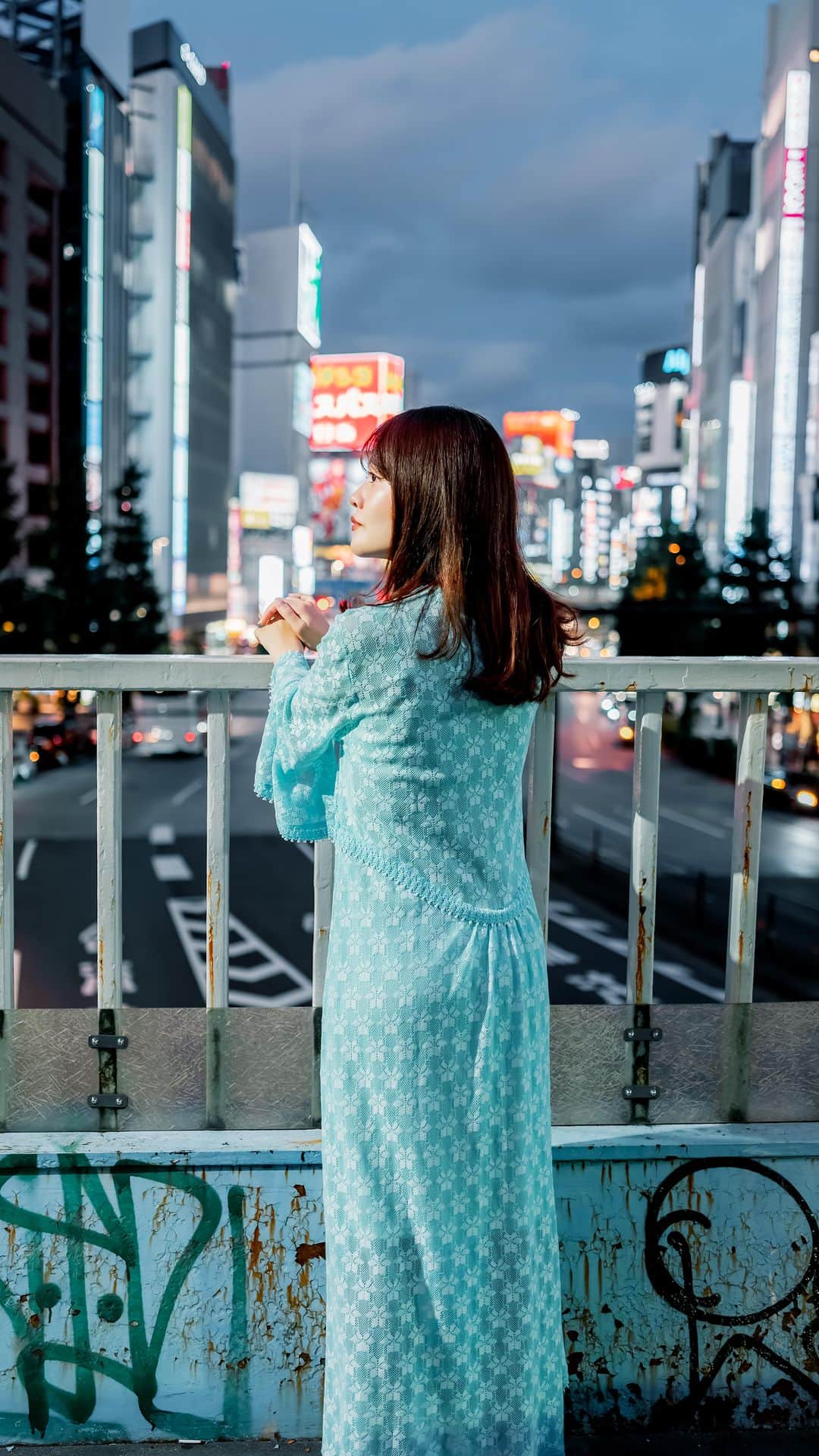 shabonのインスタグラム：「* . . . . . 8月は帰省や花火大会のため 東北で過ごす事が多く 久しぶりに都会に出て ドキドキした🤣笑 . . model : @ayaketty1685 . FUJIFILM X-T5 /  XF23mm F1.4 R . . . . . *」