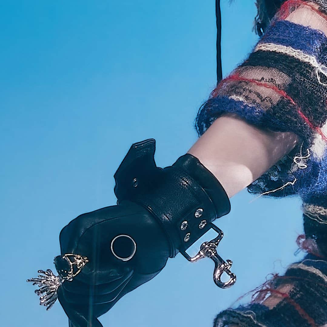 SHINeeのインスタグラム：「KEY 키 The 2nd Mini Album <Good & Great> | Teaser Image 3  〖Good & Great - The 2nd Mini Album〗 ➫ 2023.09.11 6PM (KST)  #KEY #키 @bumkeyk #SHINee #샤이니  #Good_and_Great  #KEY_Good_and_Great」
