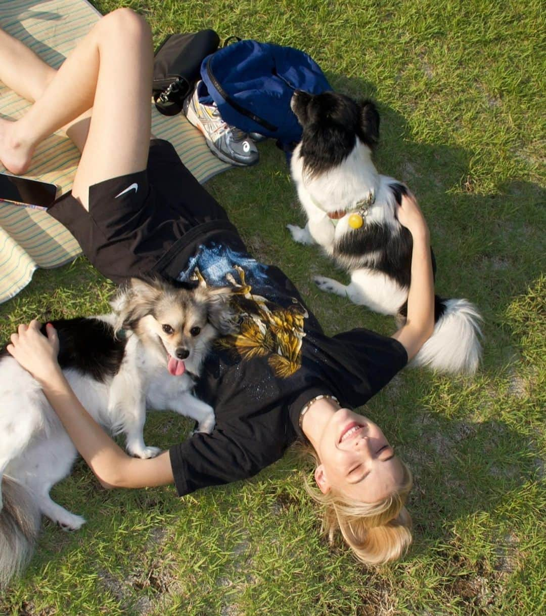 ステファニー・ミチョヴァのインスタグラム：「여름아 가지마~ 💛☀️」