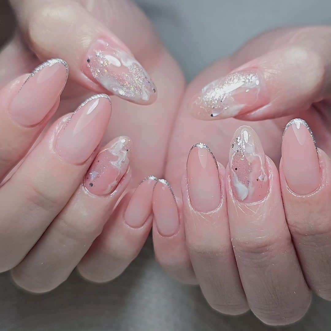 Yingさんのインスタグラム写真 - (YingInstagram)「Base colour: Didier Fiber Base Milky Pink Ombre: PREGEL Pale Almond Cateye: Ruyiya MIDDLE Luxury Glacier Cateye CG03 Marble: PREGEL Base White, French White  Shop: www.nailwonderland.com @nailwonderlandsg」9月8日 18時35分 - nailartexpress