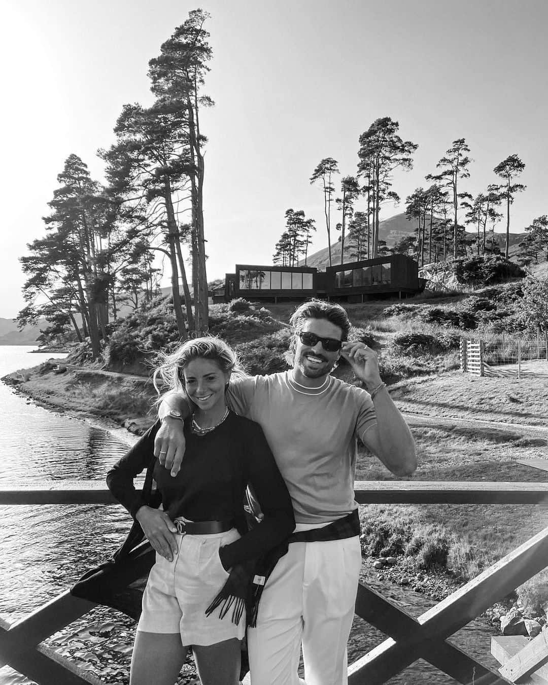 Mariano Di Vaioのインスタグラム：「Me & you in questo posto magico ♥️✨#glenaffric 🏴󠁧󠁢󠁳󠁣󠁴󠁿」