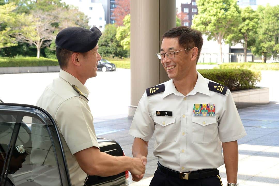 陸上自衛隊さんのインスタグラム写真 (陸上自衛隊Instagram)「9月5日、陸上自衛隊は、シンガポール陸軍と幕僚協議を行いました。本