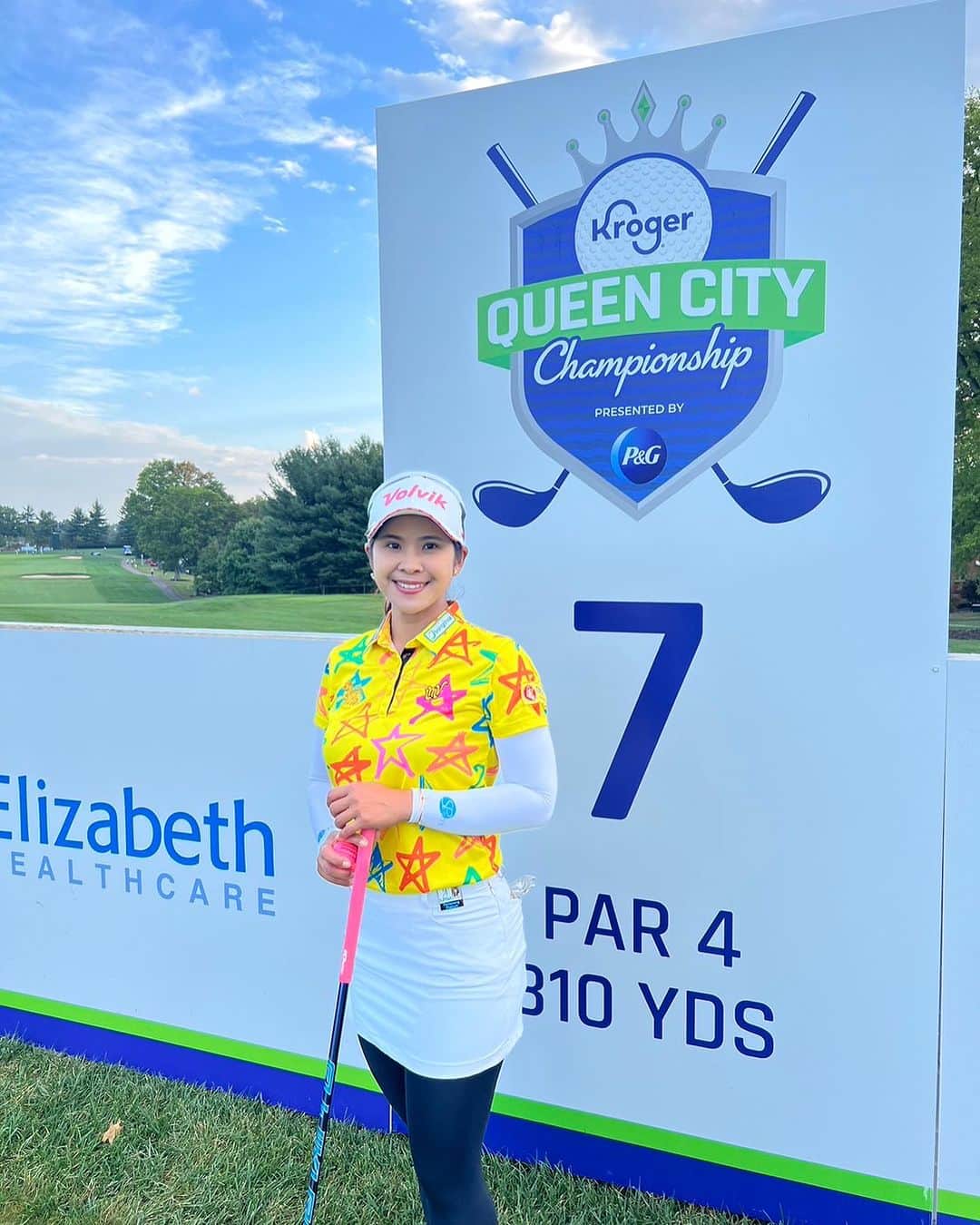ポーナノン・ファトラムのインスタグラム：「@queencitylpga ✨🤍✌️」