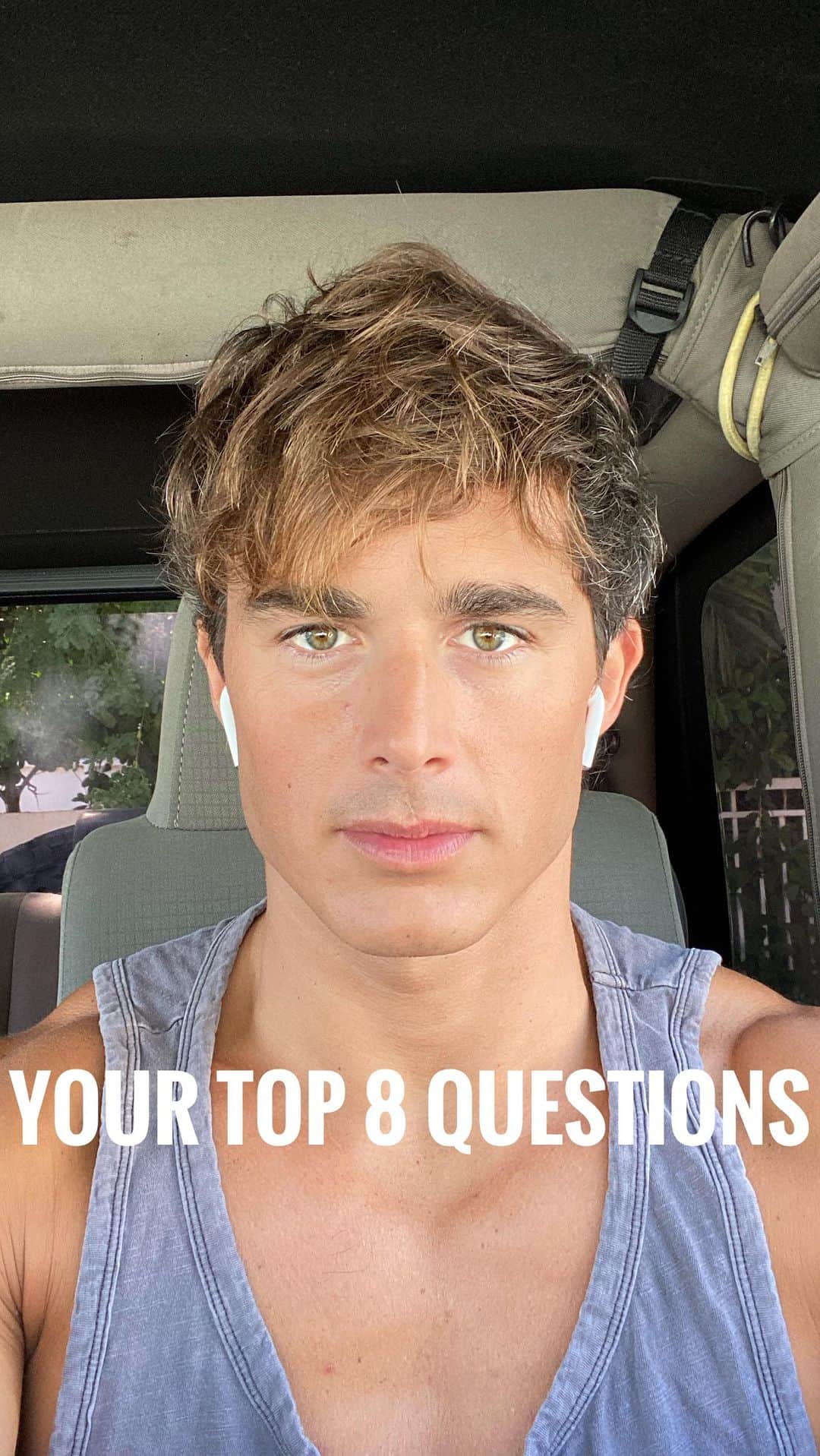 ピエトロ・ボセリのインスタグラム：「Little Q&A sesh. I’ll answer 8 more questions in the comments below!」