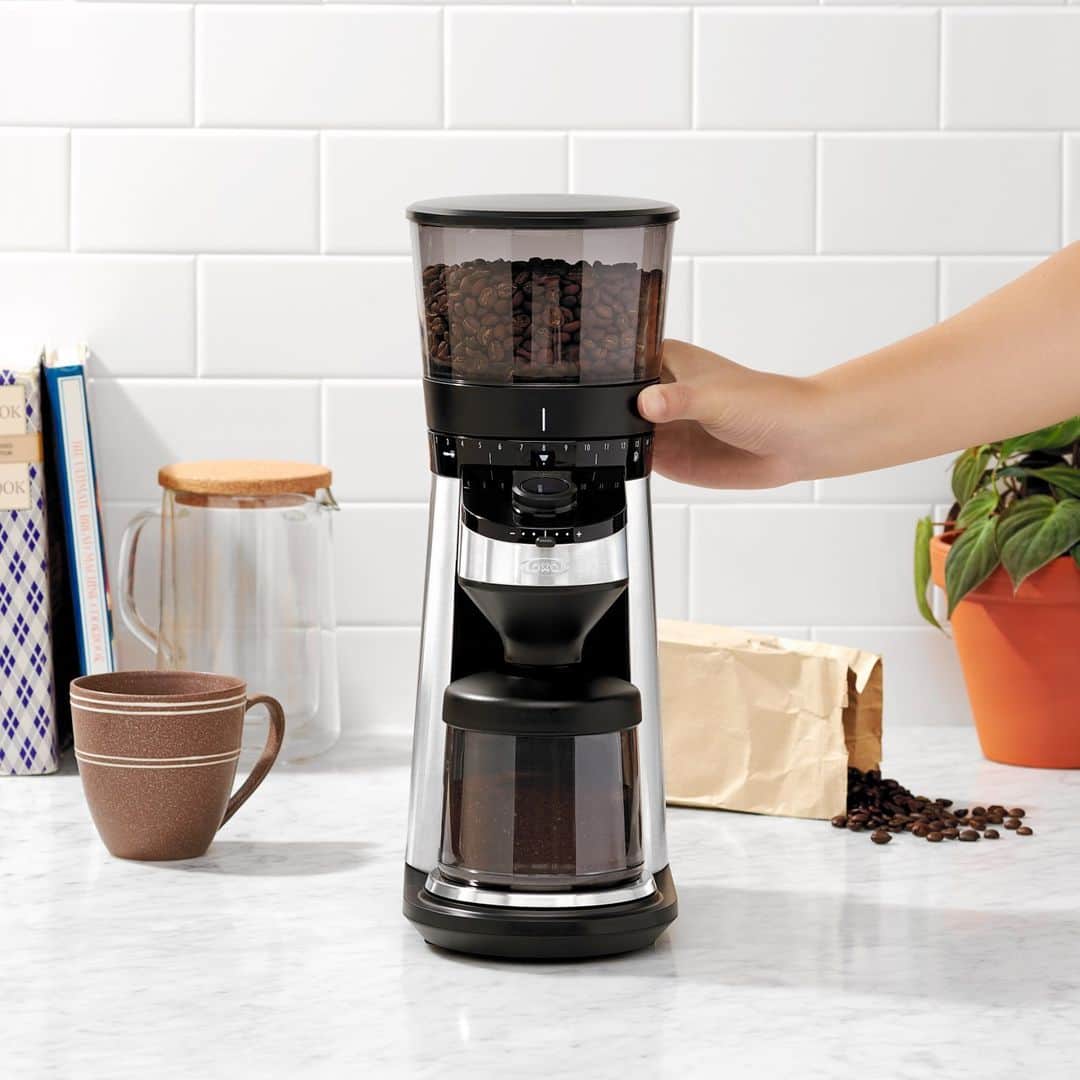 OXOのインスタグラム：「Help your coffee beans reach their full potential with the OXO Conical Burr Grinder ☕ Shop now on OXO.com.」