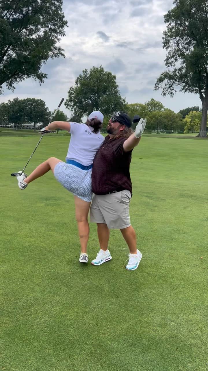 ジョン・ラームのインスタグラム：「@thefatperez driver off the deck 🔥」