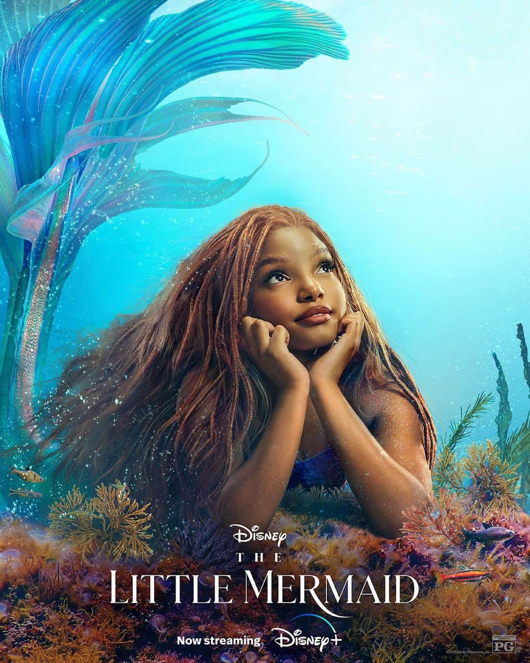 Disneyさんのインスタグラム写真 - (DisneyInstagram)「Disney’s #TheLittleMermaid is officially part of your world. ✨🫧🌊 Stream it NOW only on @DisneyPlus.」9月7日 5時28分 - disney