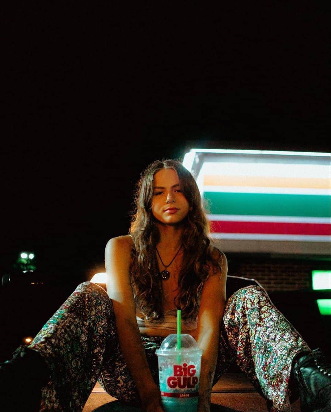 7-Eleven USAさんのインスタグラム写真 - (7-Eleven USAInstagram)「Some of my queens 😍 #BaddiesOf7ELEVEn #OnlyAt7ELEVEn  My baddies and the photographers:  @alexfit.nic @kxtsune_g22 @iso.png and @princess.chrisstina @ivanrdo.photos and @c.cruze @vannachacon @autrywells @officiallylovele @wazzupmedia and @blondedjay」9月7日 5時28分 - 7eleven