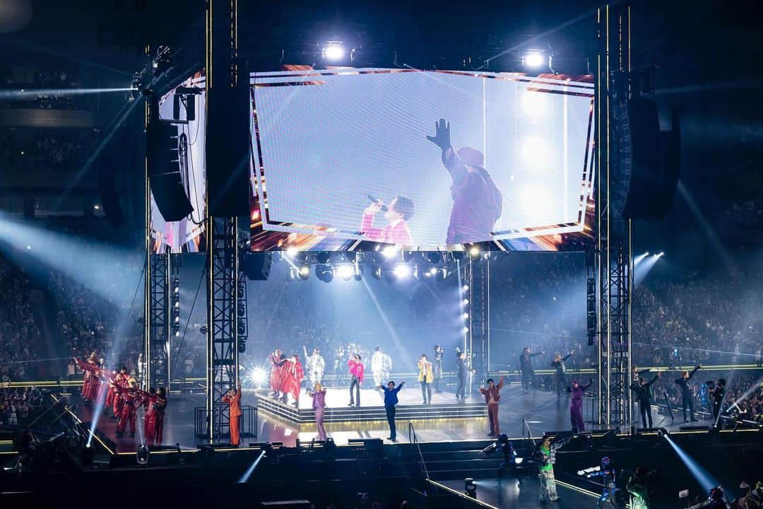 月刊EXILEさんのインスタグラム写真 - (月刊EXILEInstagram)「EXILE TRIBE MAGAZINEを更新！  EXILE TRIBE MAGAZINEにて、7月に行われた『BATTLE OF TOKYO～CODE OF Jr.EXILE～』の記事を公開📸 GENERATIONS、THE RAMPAGE、FANTASTICS、BALLISTIK BOYZ、PSYCHIC FEVERが約1年ぶりに集結し、繰り広げた熱狂のライヴの模様をレポートします📝✨  #BATTLEOFTOKYO #GENERATIONS #THERAMPAGE #FANTASTICS #BALLISTIKBOYZ #PSYCHICFEVER  ※こちらの記事はいずれかの個別ファンクラブ会員の方であればご覧いただけます。」9月7日 12時04分 - exile_magazine