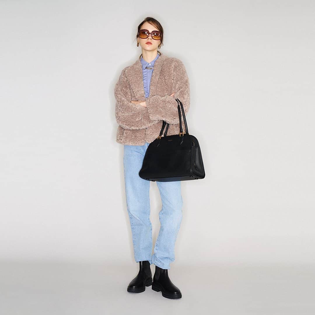 エリオポールのインスタグラム：「AUTUMN & WINTER 2023  New Lookを公開中！  詳細はプロフィールよりご覧ください。   #HELIOPOLE  #エリオポール @heliopole_official」