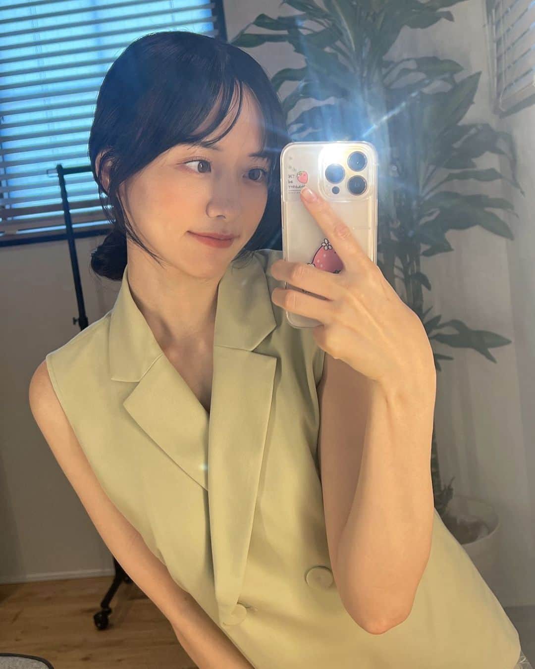 森香澄のインスタグラム：「. 一回も花火見ないまま夏が終わりそう」