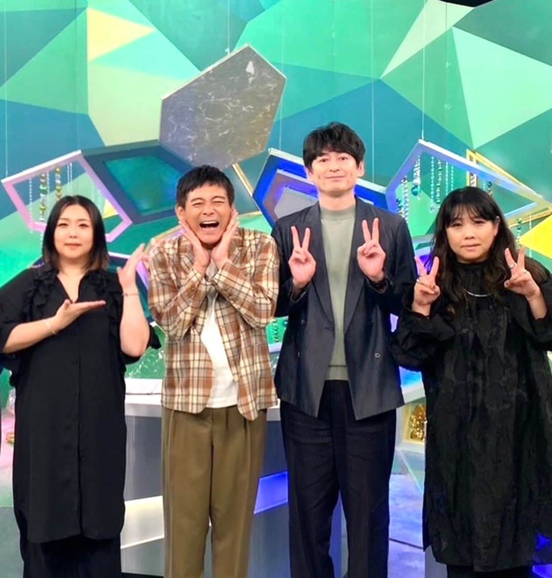 のインスタグラム：「「いたって真剣です」  ゲストは華丸大吉さん 真剣トーク後半編！  今夜11:10〜放送」