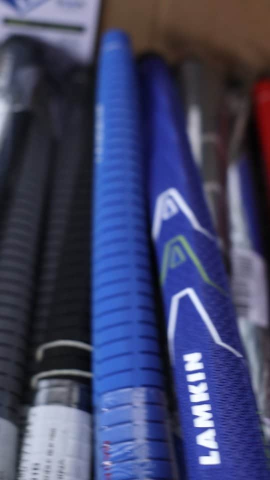 のインスタグラム：「Massive thank you to @lamkingrips for their support of the event this week @roseladiesgolf   Come have a look at what's on offer!   #Lamkin #GolfGrips #RoseGolf #RLO2023   @letaccess」