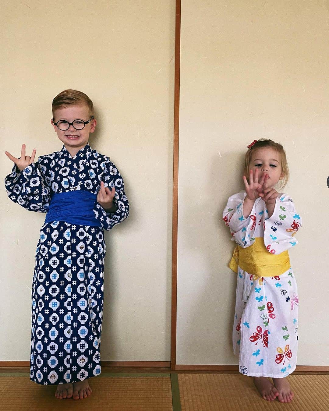 リアノン・ランゲラック（ミッチェル・ランゲラックの妻）さんのインスタグラム写真 - (リアノン・ランゲラック（ミッチェル・ランゲラックの妻）Instagram)「My Japanese babies 👘」9月7日 20時03分 - riri_langerak