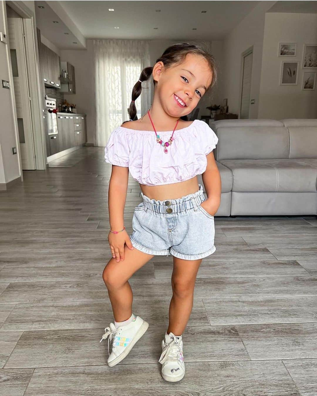 Kidz Fashionさんのインスタグラム写真 - (Kidz FashionInstagram)「📸Todays KF feature by @roby_momofgirls Use #kidzfashion and tag @kidzfashion for a chance to be featured.」9月7日 20時21分 - kidzfashion