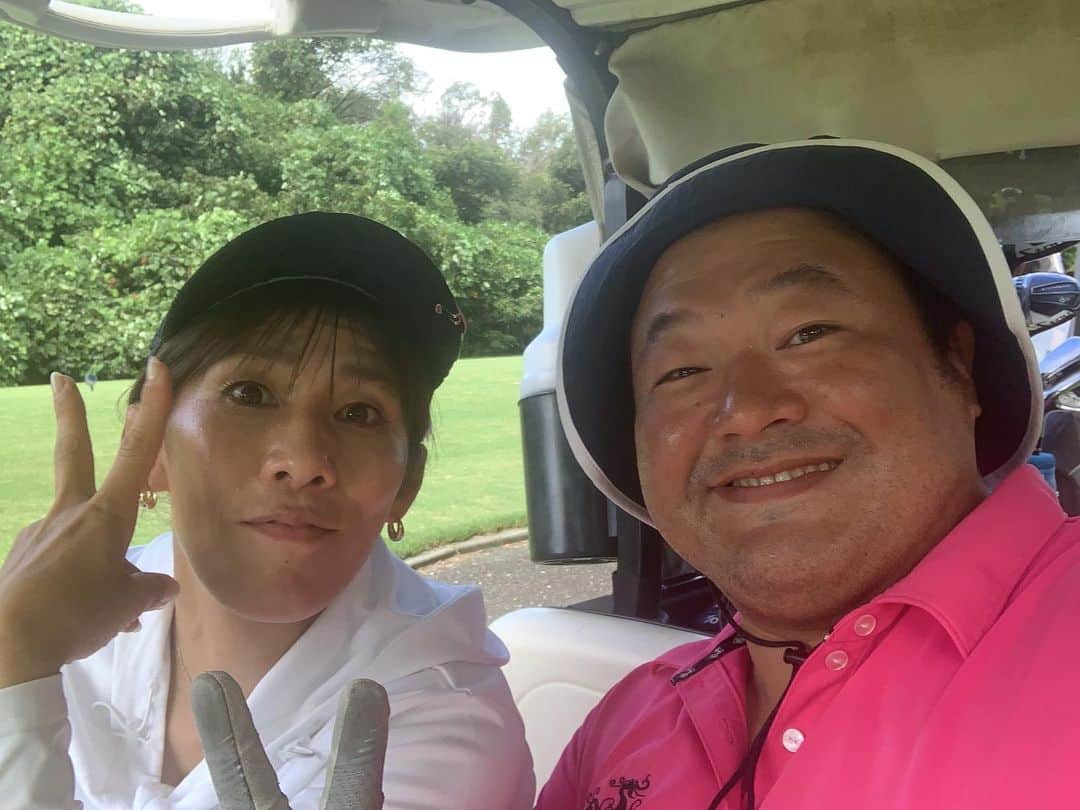 豊ノ島大樹さんのインスタグラム写真 - (豊ノ島大樹Instagram)「楽しいゴルフでした。  久保さん気が合いすぎる！笑  またよろしくお願いします。  ゴルフ上手くなりたい。  #久保超路さん #吉田沙保里 #豊ノ島 #高知県 #宿毛市」9月7日 20時29分 - toyonoshima_daiki