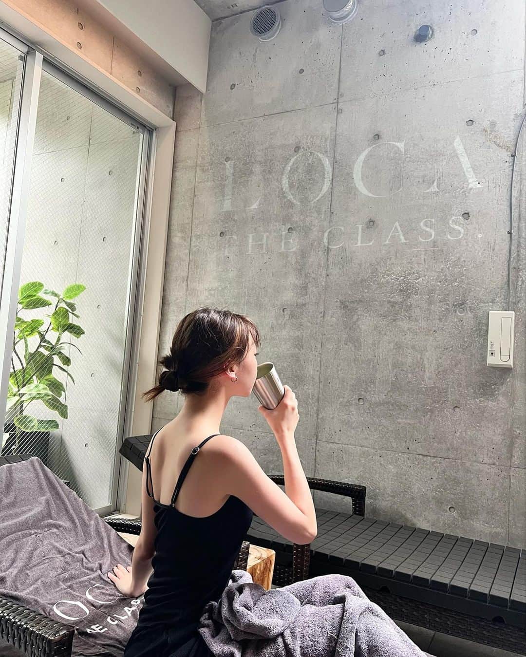 のインスタグラム：「朝サウナ🧖‍♀️ 今日は早起きをしてみなみとずっと行ってみたかった サウナへー！！ 本当すごく良い1日の始まりでした！   わー！！本当に、ずっと居たかった！！！！！」