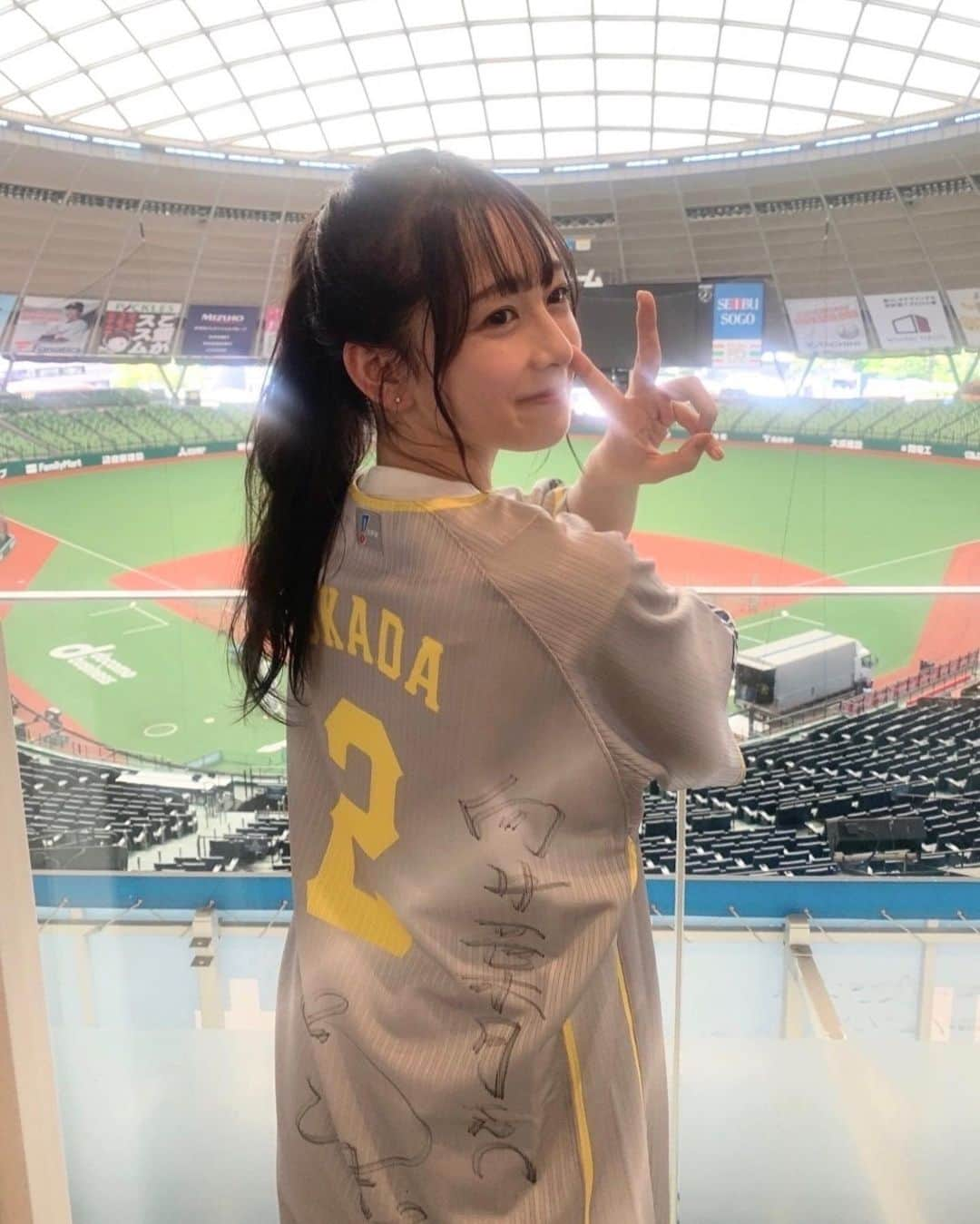 向井葉月のインスタグラム：「思い出と感謝で胸がいっぱいでした🦁💙 乃木坂ファンの皆さんとライオンズファンの皆さんの温かいお言葉とても嬉しかったです。 乃木坂としての私もライオンズファンの皆様にも愛されるような活動ができるように頑張ります！  #埼玉西武ライオンズ #乃木坂46 #向井葉月」