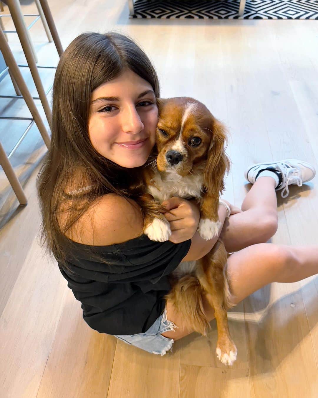 Ilana Wilesのインスタグラム：「She said her first day of high school was “good.” That’s all you can ask for!」