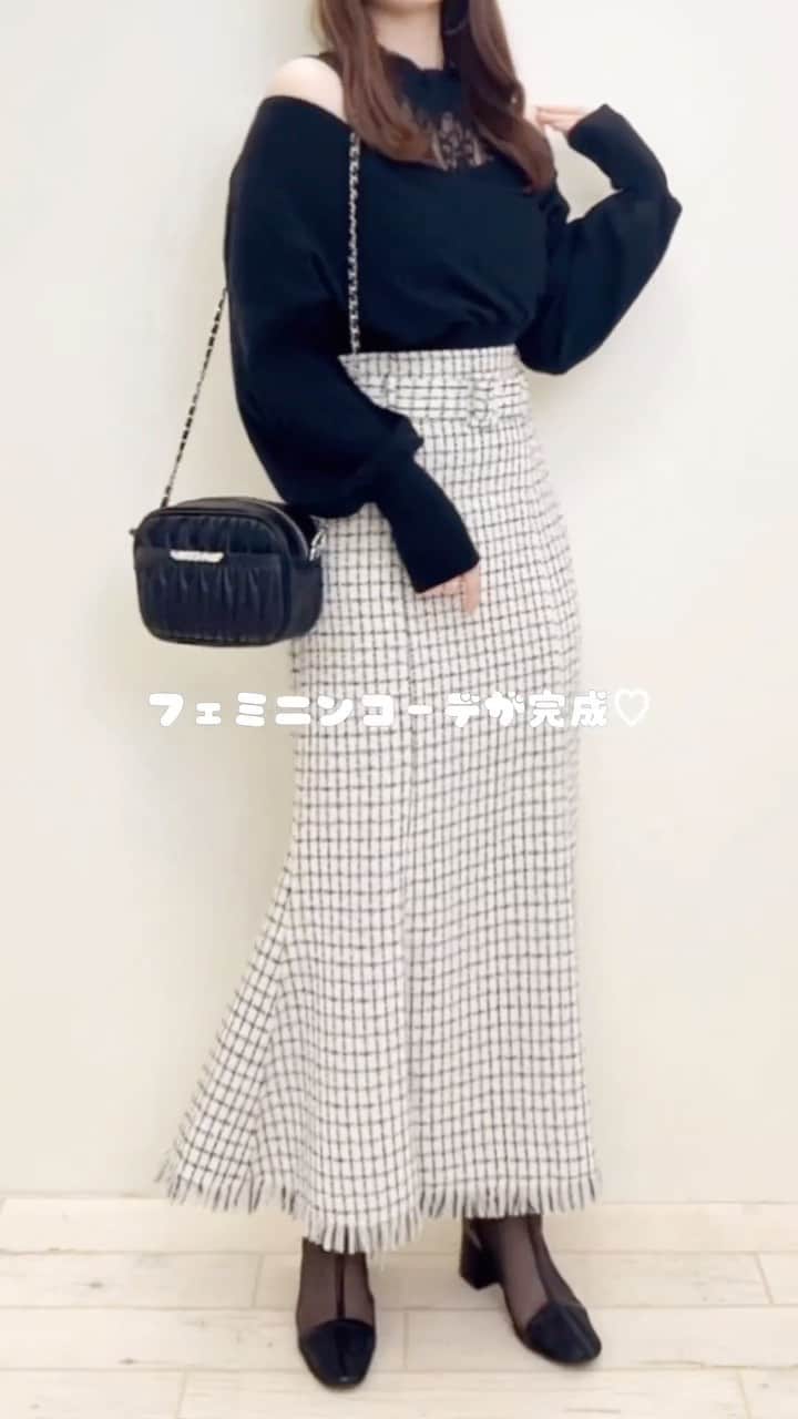 のインスタグラム：「【pre order item♡】 ⁡ ⁡ ⁡ 〈web限定アイテム〉 ⁡ ⁡ ingnistore,zozotownにて予約受付中‼︎ (9月中旬〜下旬発送予定) ⁡ ⁡ ■レースインナーカシュクールニット #1234-900153 ¥5,390 (tax in) 3カラー ⁡ ⁡ webで大人気の大人可愛いニットが今年も登場💐 ⁡ カシュクールデザインのニットと レースインナーがドッキングされて 1枚に可愛さがぎゅっと詰まったフェミニンニット🤍 ⁡ 肩を落として少し肌見せする形でも使えるので お好みに合わせて着ていただけます♡ ⁡ マーメイドスカートやフレアスカートはもちろん ミニボトムとの相性も抜群のアイテムです◎ ⁡ ⁡ ┈┈┈┈┈┈┈┈┈┈┈┈┈┈┈┈┈┈┈┈┈┈┈ ⁡ 〈INGNIコーデを大募集♡〉 @ingnistoreと#ingniコーデ のタグをつけて投稿していただいた方の中から、随時公式アカウントにてご紹介させていただきます‼︎ ⁡ ⁡ #INGN I#ingni #fashion #2023 #aw #오오티디 #패션#穿配不重样#秋コーデ #冬コーデ #デートコーデ #ファッション #トレンドコーデ #大人可愛い #大人可愛いコーデ #フェミニン #フェミニンコーデ #ガーリーコーデ ⁡ ⁡」