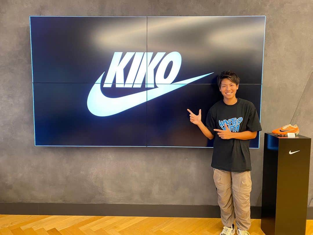 清家貴子のインスタグラム：「NIKE✔︎  いつもありがとうございます🤝  #NIKE #nikejapan」