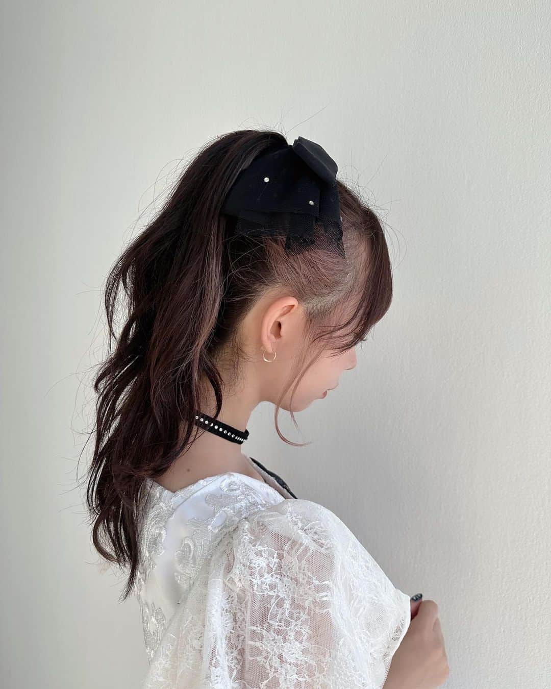 松田美里さんのインスタグラム写真 - (松田美里Instagram)「あっぷ👶🏻 ポニーテールにリボンは当たり前に可愛いよね〜」9月7日 12時12分 - miri_matsuda