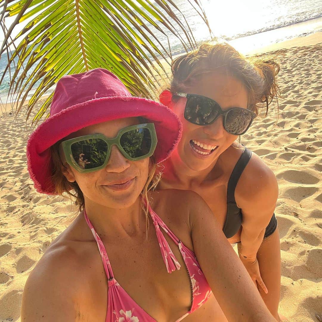 アリッサ ウーテンのインスタグラム：「Since MySpace days @mailenlove 💕」